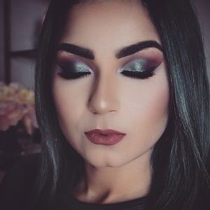 Meet your Posher, Amanda burgos